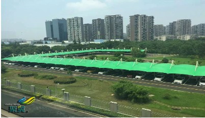 綠色膜結構車棚，膜結構車棚多色，環(huán)繞型大型車棚