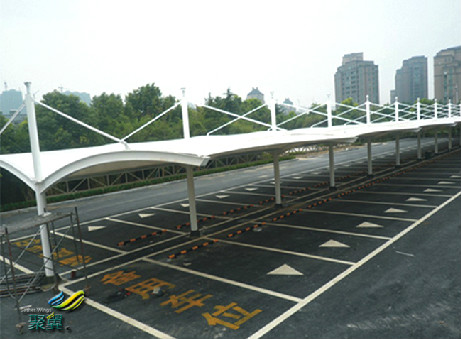 膜結(jié)構(gòu)車棚公司選擇 聚翼膜結(jié)構(gòu)車棚廠家直銷