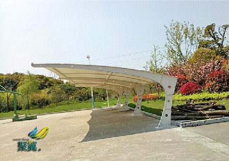 膜結(jié)構(gòu)車(chē)棚的三大防火原理