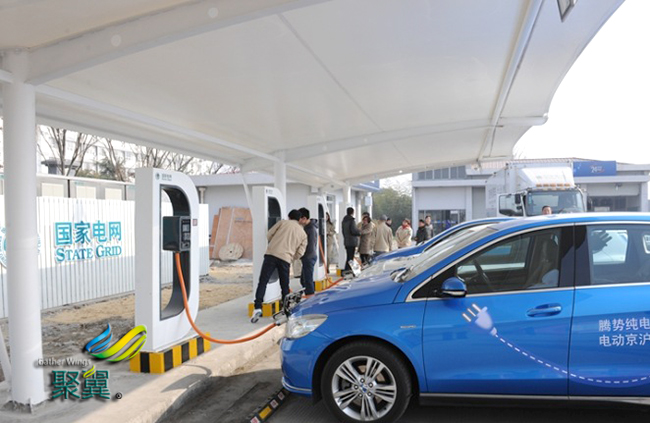 膜結(jié)構(gòu)車棚是世界第六代新型建筑 