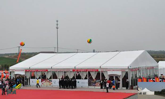 烏魯木齊大型膜結(jié)構(gòu)婚慶帳篷防風(fēng)篷房出租生產(chǎn)廠家